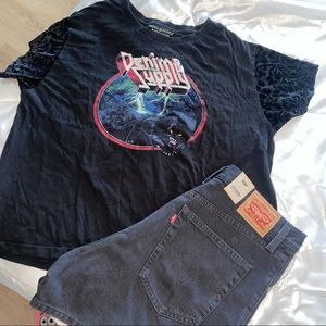 Vintage feel black panther shirt